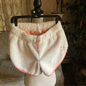 PUMA Cuddle PCK ShortWomen's sz- small
